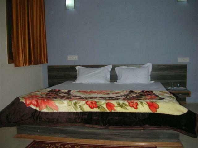 Sbm Hotel Juliasar Exterior photo